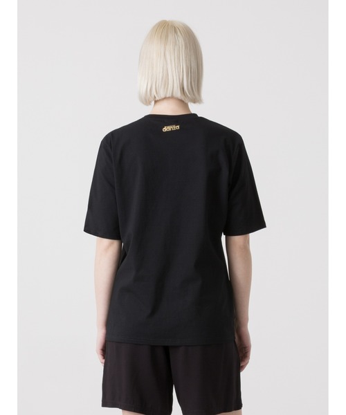 DIMENSIONE danza（ディメンシオーネ ダンツァ）の「デザインTシャツ（Tシャツ/カットソー・レディース・ブラック/オフホワイト・SMALL/MEDIUM）」の8枚目の写真