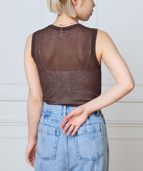 IENA LA BOUCLE(イエナラブークル)の「IENA LA BOUCLE 水撚りガスフライスノースリーブ(タンクトップ・レディース・ブラウン/ホワイト/ブラック/グリーン・FREE)」の11枚目の写真