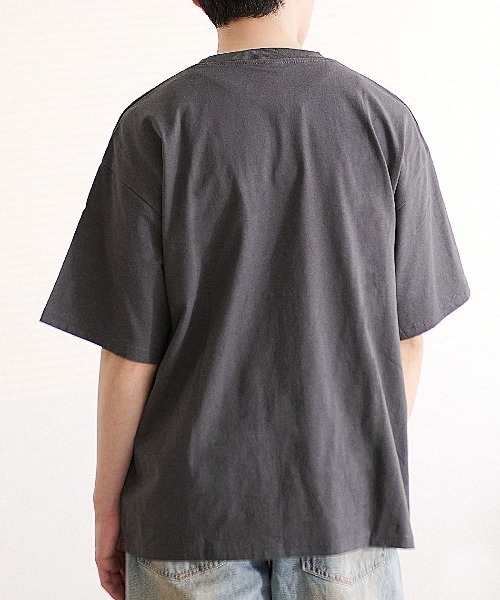 SILVER BULLET(シルバーバレット)の「『SILVER BULLET SELECT AP/シルバーバレットセレクト』Jurassic World/ジュラシックワールド アイコンTEE(Tシャツ/カットソー・レディース・スミクロ/アイボリー・LL/L/M)」の4枚目の写真