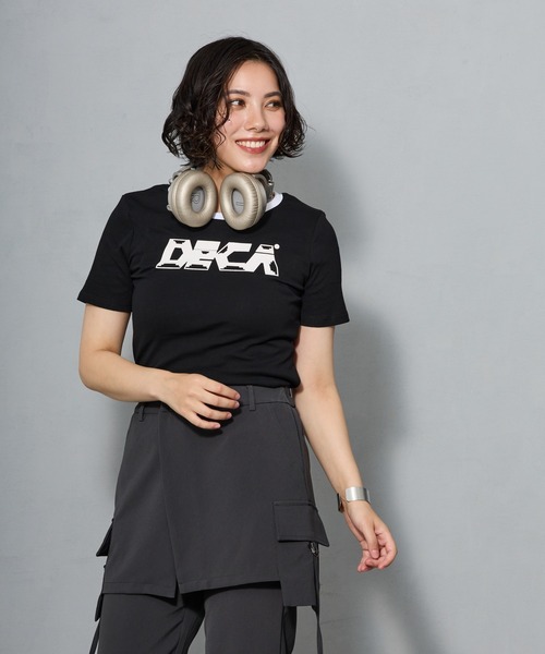 aremoi(アレモイ)の「グラフィックロゴ オーバーサイズTシャツ(Tシャツ/カットソー・レディース・ホワイト/ブラック・LARGE/MEDIUM/SMALL)」の14枚目の写真