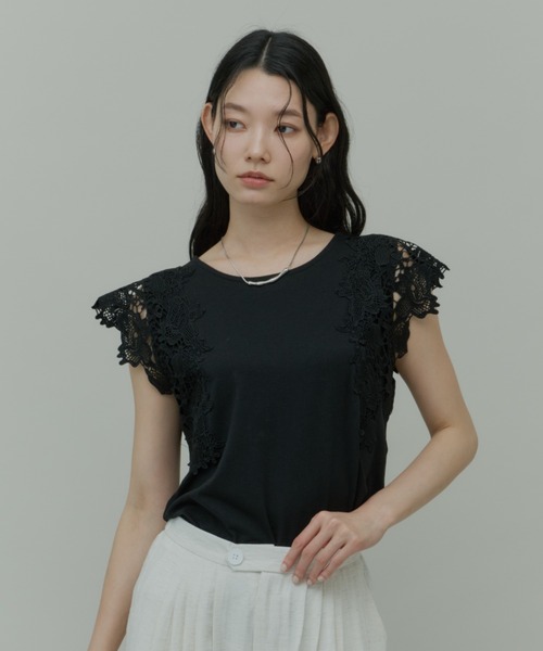 Plumel(プルメル)の「Shoulder Lace Cut Tops / ショルダーレースカットトップス(Tシャツ/カットソー・レディース・ブラック/グレー/オフホワイト・MEDIUM)」の15枚目の写真