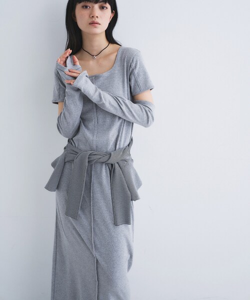 CODE A（コードエー）の「arm cover square neck dress（ワンピース・レディース・ネイビー/グレー・00）」の6枚目の写真