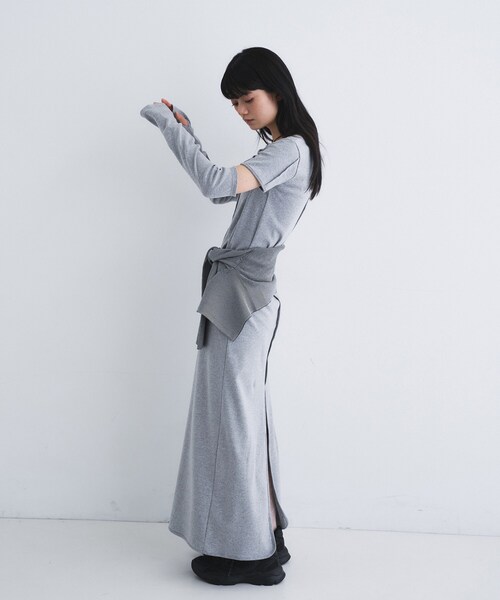 CODE A（コードエー）の「arm cover square neck dress（ワンピース・レディース・ネイビー/グレー・00）」の9枚目の写真