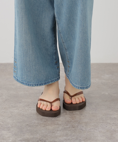 IENA(イエナ)の「SLEEPERS/スリーパー Platform Transparent サンダル(サンダル・レディース・ブラウン・39/38/37/36)」の7枚目の写真