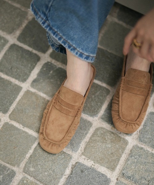 LAULEN(ローレン)の「suede gathered square toe loafers /スエードギャザースクエアトゥローファー(ローファー・レディース・キャメル・23cm/24cm/25cm)」の8枚目の写真