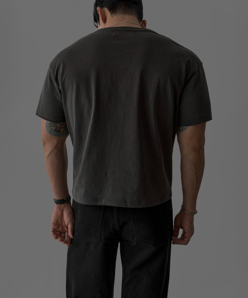 BOWLOW PRODUCT（バウロープロダクト）の「ウォッシュドカットオフクロップTシャツ[チャコール]（Tシャツ/カットソー・メンズ・その他・MEDIUM/LARGE/X-LARGE）」の5枚目の写真
