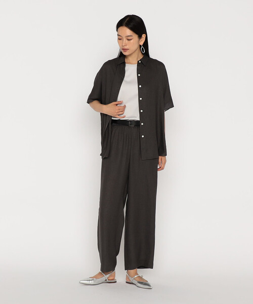 Gabardine K.T(ギャバジンケーティー)の「〔 +サイズ 〕 麻調合繊 ワイドパンツ(その他パンツ・レディース・ミント/グレー/キナリ/ブラック・13号)」の6枚目の写真