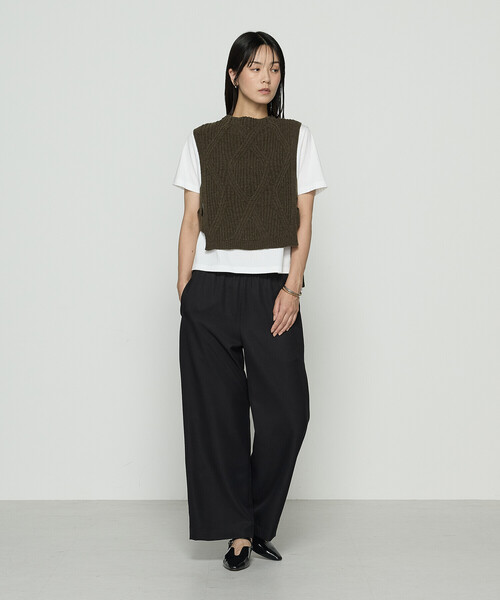 Gabardine K.T(ギャバジンケーティー)の「〔 +サイズ 〕 麻調合繊 ワイドパンツ(その他パンツ・レディース・ミント/グレー/キナリ/ブラック・13号)」の9枚目の写真