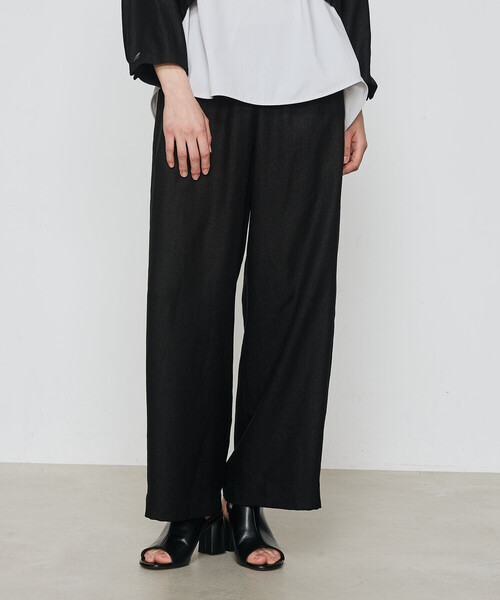 Gabardine K.T(ギャバジンケーティー)の「〔 +サイズ 〕 麻調合繊 ワイドパンツ(その他パンツ・レディース・ミント/グレー/キナリ/ブラック・13号)」の11枚目の写真