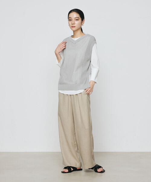 Gabardine K.T(ギャバジンケーティー)の「〔 +サイズ 〕 麻調合繊 ワイドパンツ(その他パンツ・レディース・ミント/グレー/キナリ/ブラック・13号)」の15枚目の写真