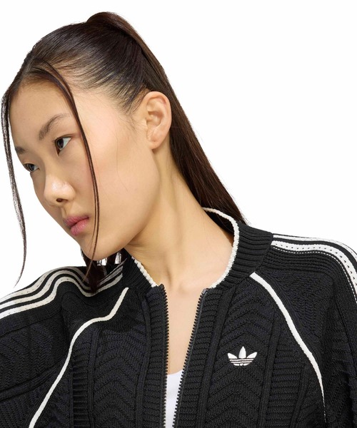 adidas(アディダス)の「adidas SST TRACKTOP / アディダス SST トラックトップ(その他トップス・レディース・ブラック・L/M/S)」の2枚目の写真
