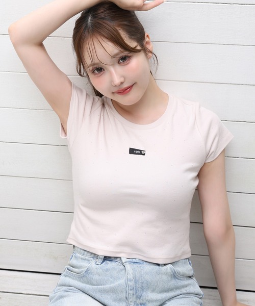 one after another NICE CLAUP(ワンアフターアナザーナイスクラップ)の「キラキラコンパクトTシャツ(Tシャツ/カットソー・レディース・ピンク/サックスブルー/ブラック/オフホワイト・FREE)」の1枚目の写真