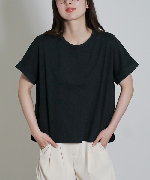 zootie（ズーティー）の「汗しみない Tシャツ［ワイドシルエット］（Tシャツ/カットソー・レディース・杢グレー/ダークカーキ/レッド系その他/ライトオレンジ系/ライトカーキ/ラベンダー/モカ/グレイッシュブルー/イエロー系その他/ブラック/ネイビー/オフホワイト/アイボリー・M-L）」の4枚目の写真