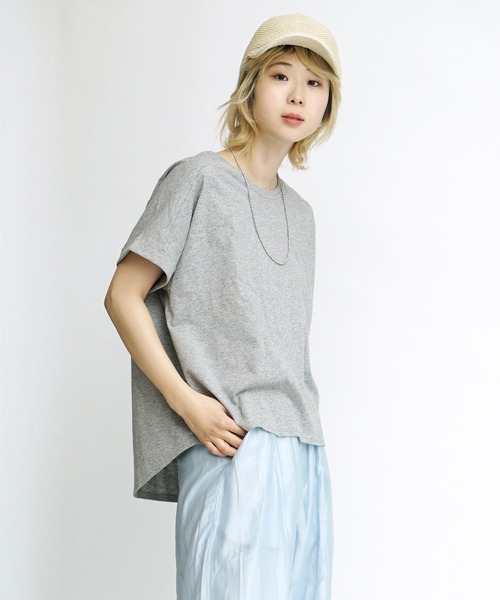 zootie（ズーティー）の「汗しみない Tシャツ［ワイドシルエット］（Tシャツ/カットソー・レディース・杢グレー/ダークカーキ/レッド系その他/ライトオレンジ系/ライトカーキ/ラベンダー/モカ/グレイッシュブルー/イエロー系その他/ブラック/ネイビー/オフホワイト/アイボリー・M-L）」の16枚目の写真