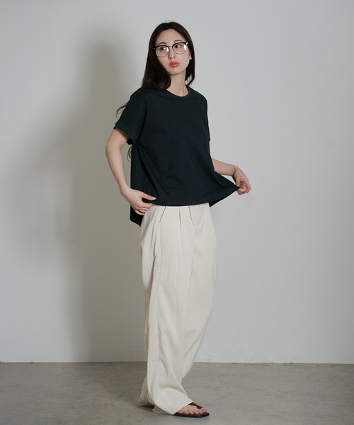 zootie（ズーティー）の「汗しみない Tシャツ［ワイドシルエット］（Tシャツ/カットソー・レディース・杢グレー/ダークカーキ/レッド系その他/ライトオレンジ系/ライトカーキ/ラベンダー/モカ/グレイッシュブルー/イエロー系その他/ブラック/ネイビー/オフホワイト/アイボリー・M-L）」の20枚目の写真