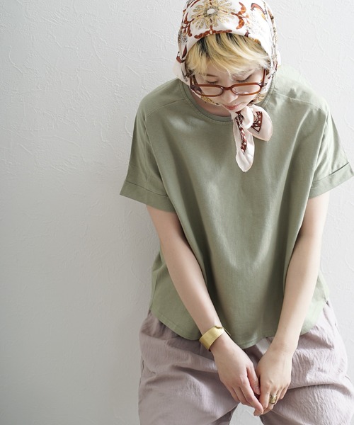 zootie（ズーティー）の「汗しみない Tシャツ［ワイドシルエット］（Tシャツ/カットソー・レディース・杢グレー/ダークカーキ/レッド系その他/ライトオレンジ系/ライトカーキ/ラベンダー/モカ/グレイッシュブルー/イエロー系その他/ブラック/ネイビー/オフホワイト/アイボリー・M-L）」の21枚目の写真