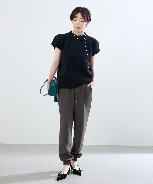 IENA（イエナ）の「《追加2/洗濯機洗い可》イージージョガーパンツ（スウェットパンツ・レディース・ブラック/ホワイト/チャコールグレー・36/38）」の21枚目の写真