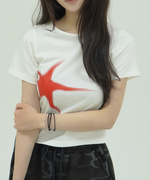 UPDRAFT（アップドラフト）の「SPARK PRINT SLIM T-SHIRTS [WHITE]（Tシャツ/カットソー・レディース・その他・FREE）」の2枚目の写真