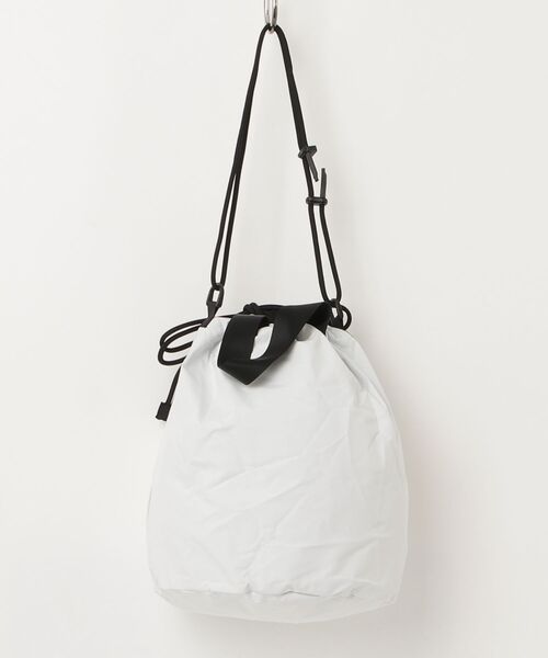 D-VEC(ディーベック)の「【D-VEC】WP NY DRAWSTRING BAG(トートバッグ・メンズ・ホワイト/ブラック・FREE)」の6枚目の写真