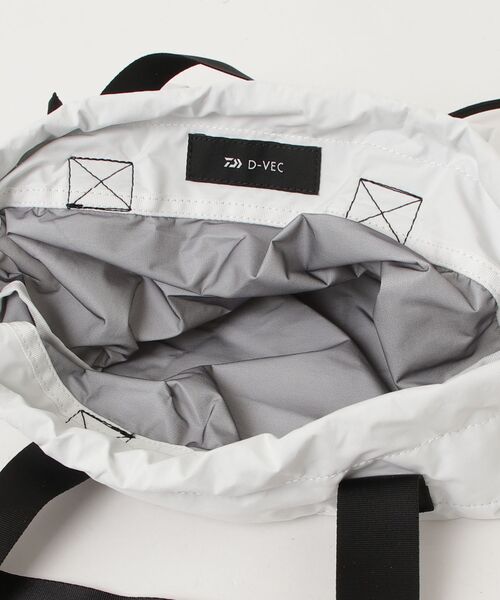 D-VEC(ディーベック)の「【D-VEC】WP NY DRAWSTRING BAG(トートバッグ・メンズ・ホワイト/ブラック・FREE)」の4枚目の写真