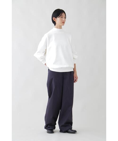 YLEVE(イレーヴ)の「Y / ORGANIC COTTON BLEND HEAVY WEIGHT FLEECE TURTLE NECK(スウェット・メンズ・ホワイト/ネイビー・4/1)」の3枚目の写真