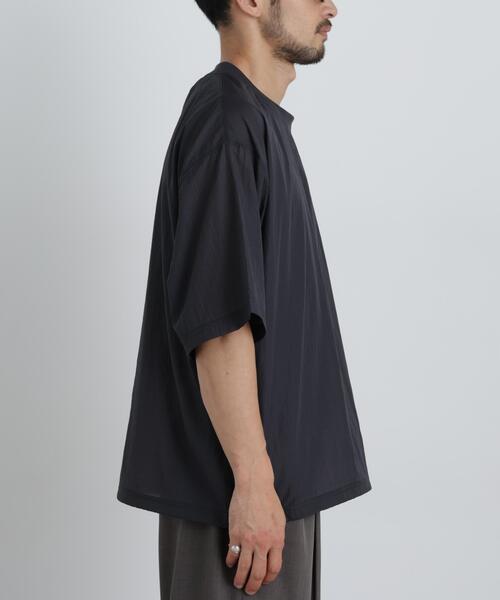 NANO universe(ナノユニバース)の「HRAFTeX(R)プルーオーバー 半袖(Tシャツ/カットソー・メンズ・カーキ/ベージュ/スミクロ・S/L/M)」の11枚目の写真