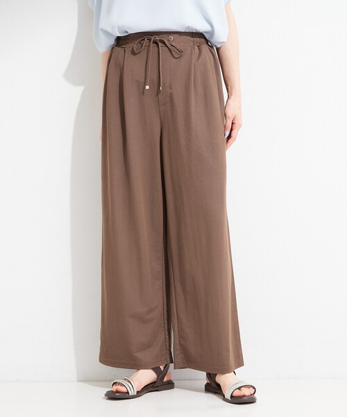 SHOO・LA・RUE(シューラルー)の「【ひんやり/S-LL/洗濯機可】カノコ編みでさらっと快適 リラックスワイドパンツ(その他パンツ・レディース・レンガ/ブラック/ダークブラウン・02/03/01/04)」の8枚目の写真