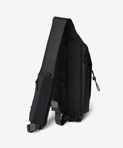 ALPAKA(アルパカ)の「ALPAKA / アルパカ Metro Crossbody (Left Shoulder / Black X-Pac VX42) 撥水/防水 ボディバッグ(ショルダーバッグ・メンズ・ブラック・FREE)」の16枚目の写真