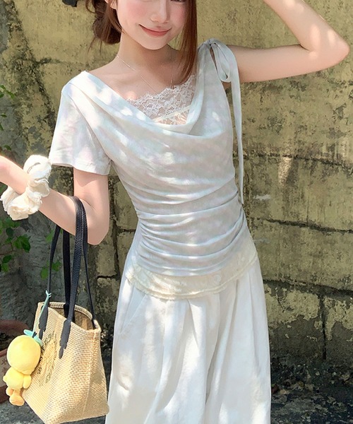 2ly2(トゥーリートゥー)の「ドレープネック オフショルダー風ギャザー半袖トップス(Tシャツ/カットソー・レディース・ピンク/グリーン・FREE)」の5枚目の写真