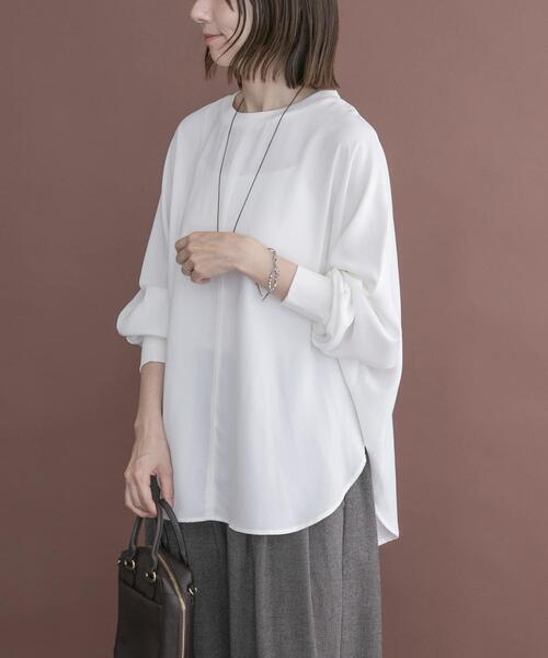 ITEMS URBANRESEARCH(アイテムズ アーバンリサーチ)の「ドルマンブラウス(シャツ/ブラウス・レディース・ブラック/ネイビー/ライトブルー/ホワイト・FREE)」の8枚目の写真