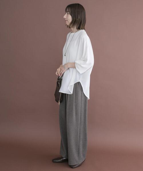 ITEMS URBANRESEARCH(アイテムズ アーバンリサーチ)の「ドルマンブラウス(シャツ/ブラウス・レディース・ブラック/ネイビー/ライトブルー/ホワイト・FREE)」の13枚目の写真
