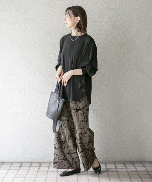 ITEMS URBANRESEARCH(アイテムズ アーバンリサーチ)の「ドルマンブラウス(シャツ/ブラウス・レディース・ブラック/ネイビー/ライトブルー/ホワイト・FREE)」の22枚目の写真