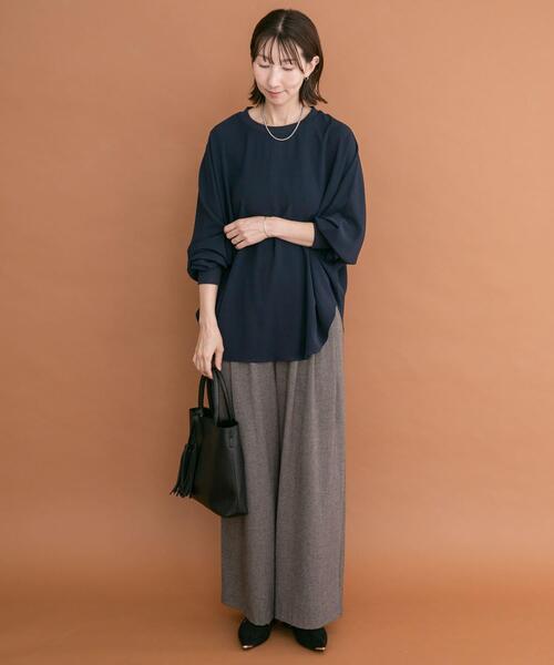 ITEMS URBANRESEARCH(アイテムズ アーバンリサーチ)の「ドルマンブラウス(シャツ/ブラウス・レディース・ブラック/ネイビー/ライトブルー/ホワイト・FREE)」の5枚目の写真