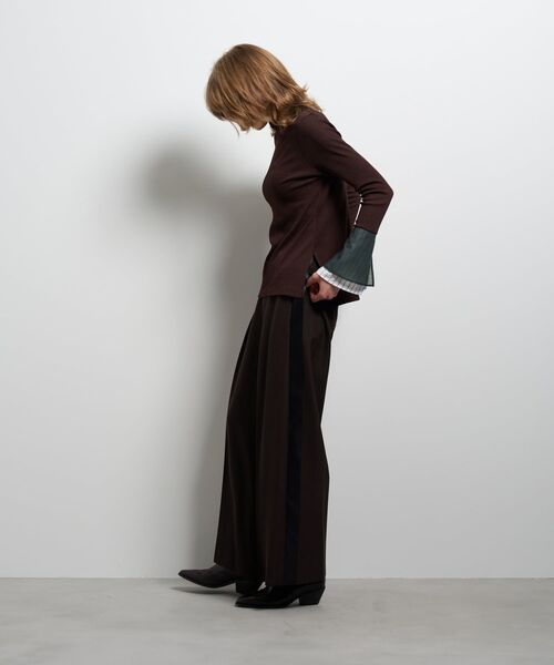 LANVIN en Bleu(ランバンオンブルー)の「サイドテープワイドパンツ(その他パンツ・レディース・ブラウン/ブラック・36/38)」の7枚目の写真