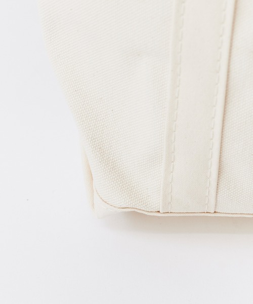 L.L.Bean(エルエルビーン)の「L.L.Bean/エル・エル・ビーン Solid Boat and Tote Medium/JPN USA製 キャンバス トートバッグ ソリッドカラー お散歩 デイリー カジュアル アウトドア 2026年秋冬(トートバッグ・メンズ・ブラック/ネイビー/ナチュラル・ONE SIZE)」の7枚目の写真