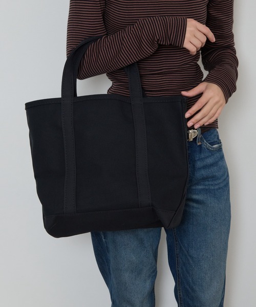 L.L.Bean(エルエルビーン)の「L.L.Bean/エル・エル・ビーン Solid Boat and Tote Medium/JPN USA製 キャンバス トートバッグ ソリッドカラー お散歩 デイリー カジュアル アウトドア 2026年秋冬(トートバッグ・メンズ・ブラック/ネイビー/ナチュラル・ONE SIZE)」の14枚目の写真