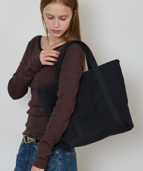 L.L.Bean(エルエルビーン)の「L.L.Bean/エル・エル・ビーン Solid Boat and Tote Medium/JPN USA製 キャンバス トートバッグ ソリッドカラー お散歩 デイリー カジュアル アウトドア 2026年秋冬(トートバッグ・メンズ・ブラック/ネイビー/ナチュラル・ONE SIZE)」の16枚目の写真
