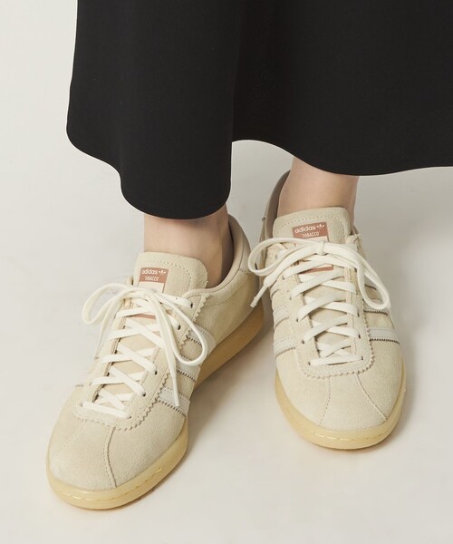 adidas Originals(アディダスオリジナルス)の「<adidas Originals>adidas TOBACCO(スニーカー・レディース・ナチュラル・22.5cm/23.5cm/24.5cm/24cm/23cm)」の2枚目の写真