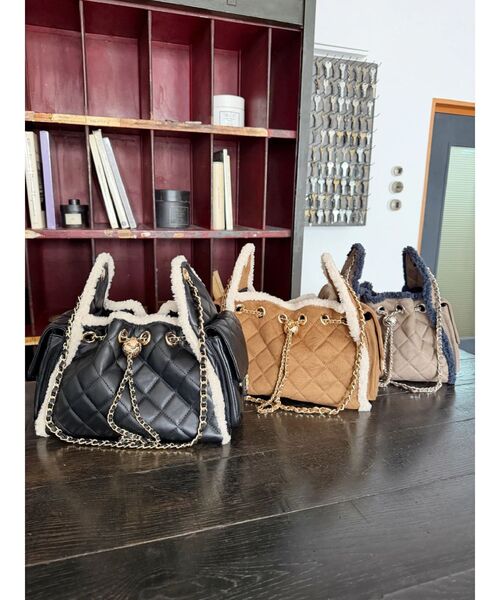 EVRIS(エヴリス)の「キルティングボアチェーンBAG(ショルダーバッグ・レディース・キャメル/ブラウン/ブラック・FREE)」の22枚目の写真