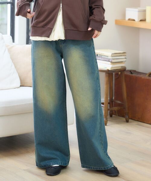 RETRO GIRL(レトロガール)の「【サイズ展開あり】折り返しデニムパンツ(デニムパンツ・レディース・ブルー/ブラック・MEDIUM/LARGE)」の4枚目の写真