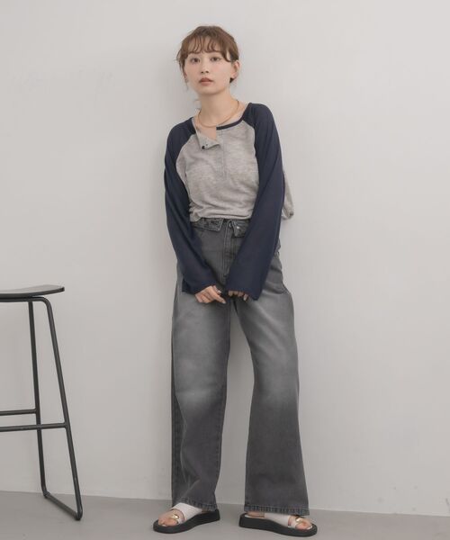 RETRO GIRL(レトロガール)の「【サイズ展開あり】折り返しデニムパンツ(デニムパンツ・レディース・ブルー/ブラック・MEDIUM/LARGE)」の15枚目の写真