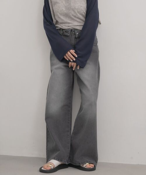 RETRO GIRL(レトロガール)の「【サイズ展開あり】折り返しデニムパンツ(デニムパンツ・レディース・ブルー/ブラック・MEDIUM/LARGE)」の19枚目の写真