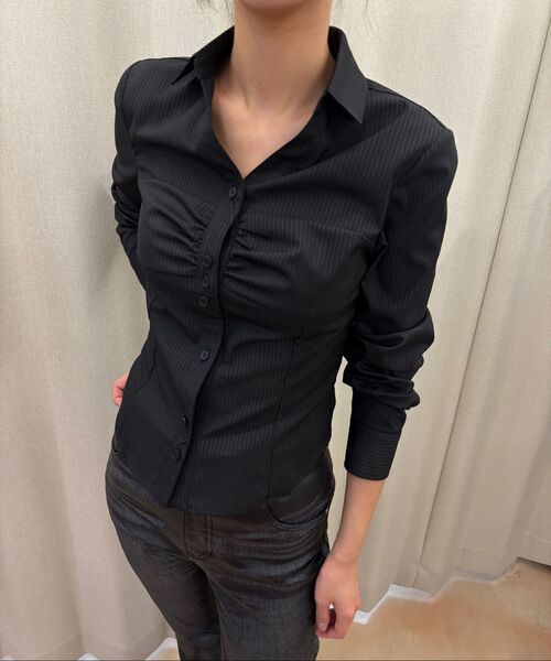 KIMZISU(キムジス)の「スリムフィットシャーリングシャツ ブラック(シャツ/ブラウス・レディース・ブラック・SMALL/MEDIUM/LARGE)」の7枚目の写真