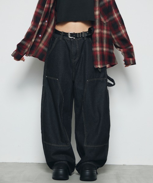 DAZE(デイズ)の「ペインター ワイド デニムパンツ(デニムパンツ・メンズ・ブラック系・SMALL/MEDIUM/LARGE/X-LARGE)」の2枚目の写真