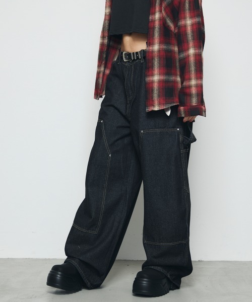 DAZE(デイズ)の「ペインター ワイド デニムパンツ(デニムパンツ・メンズ・ブラック系・SMALL/MEDIUM/LARGE/X-LARGE)」の6枚目の写真