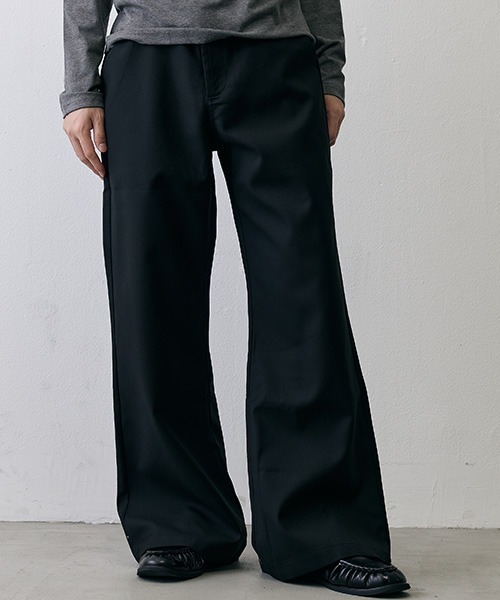 Shoowtime(ショウタイム)の「Drape Detail Loose Flare Pants / ドレープディテール ルーズフレアパンツ(スラックス・メンズ・ブラック・X-LARGE/MEDIUM/SMALL/LARGE)」の7枚目の写真