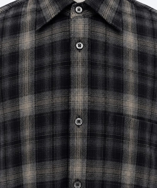 ENCOMING（インカミング）の「【ENCOMING】CLASSIC LONG SLEEVE SHIRT（シャツ/ブラウス・メンズ・グレー/ブラウン・M）」の3枚目の写真