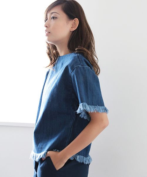 Denime(ドゥニーム)の「DENIM FRINGE TOPS/デニムフリンジトップス(Tシャツ/カットソー・レディース・インディゴブルー/ライトインディゴブルー・FREE)」の5枚目の写真