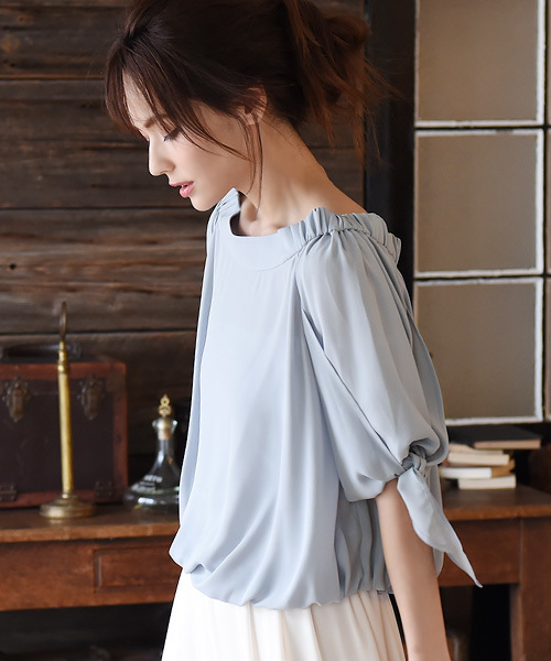 Luz Llena (philter)（ラズレナ　フィルター）の「ジョーゼット・キャンディスリーブブラウス（シャツ/ブラウス・レディース・マスタード/ブラック/サックスブルー/オフホワイト・MEDIUM/LARGE）」の3枚目の写真