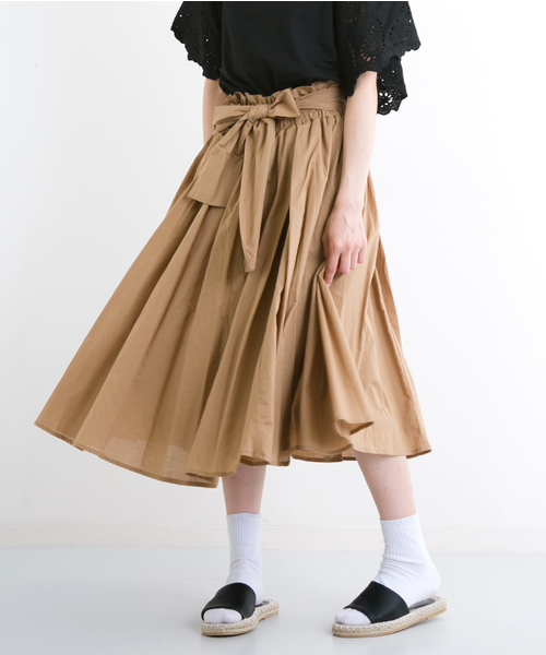 MERLOT(メルロー)の「ウエストリボンボリュームフレアスカート633-1527(スカート・レディース・ブラック/ベージュ/オレンジ/ネイビー・FREE)」の3枚目の写真